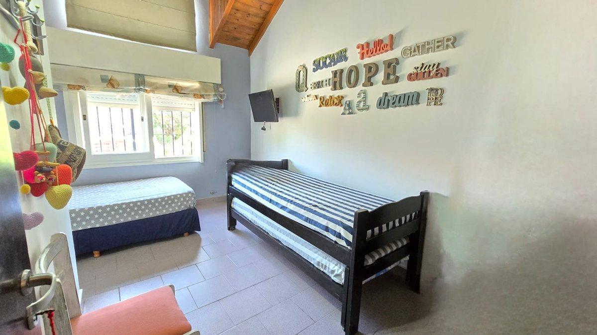 Foto de CASA VENTA EN LA LUCILA CON GARAGE, imagen 5