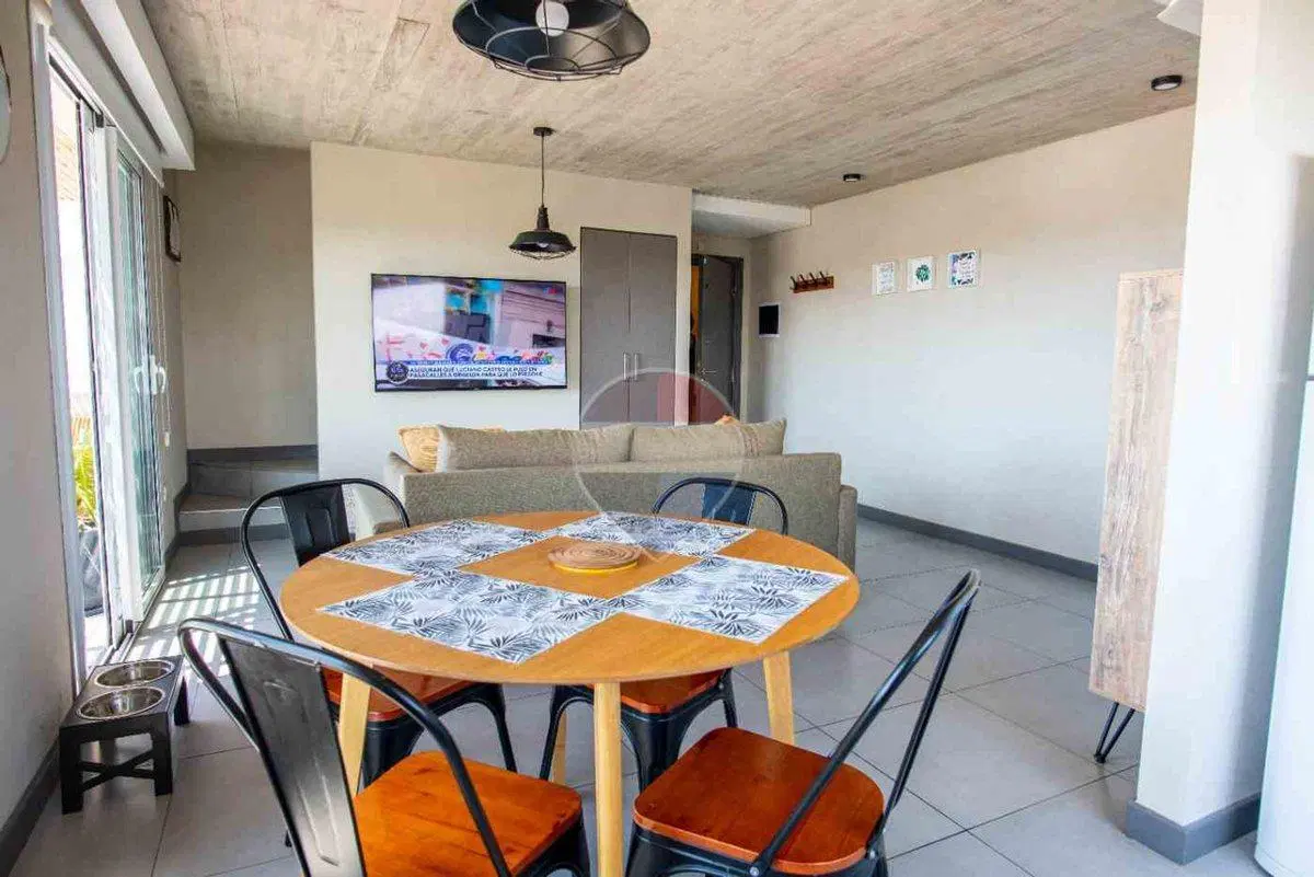 DEPARTAMENTO EN VENTA OSTENDE VISTA AL MAR COCHERA 8