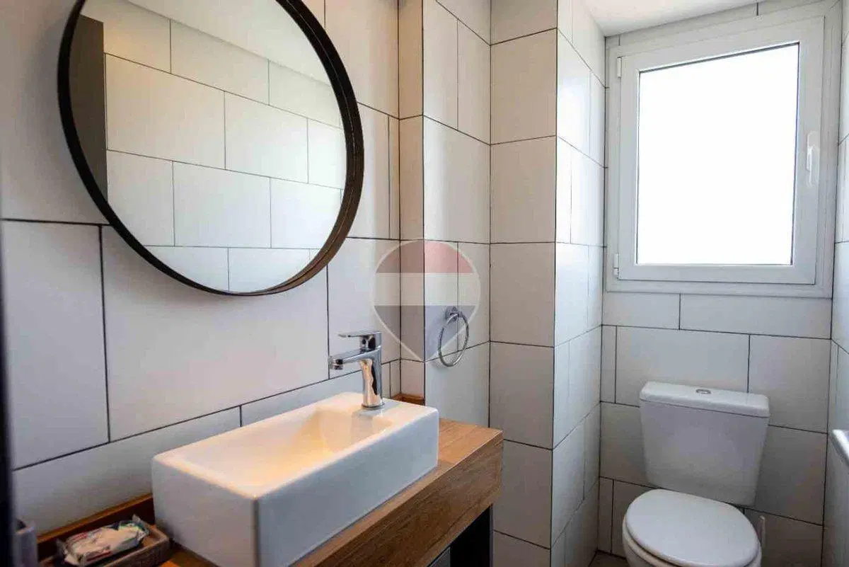 DEPARTAMENTO EN VENTA OSTENDE VISTA AL MAR COCHERA 4