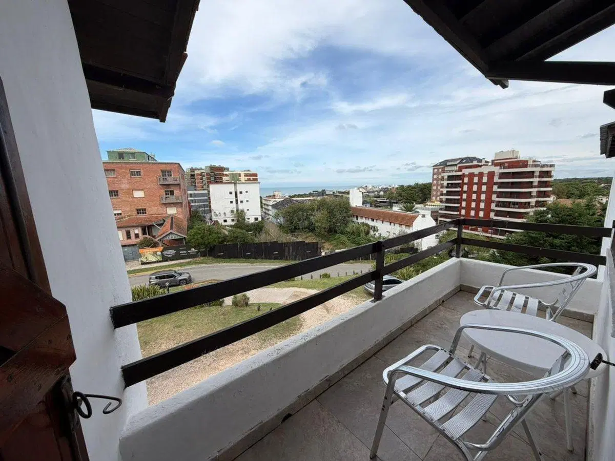 VENTA DEPARTAMENTO EN PINAMAR 4