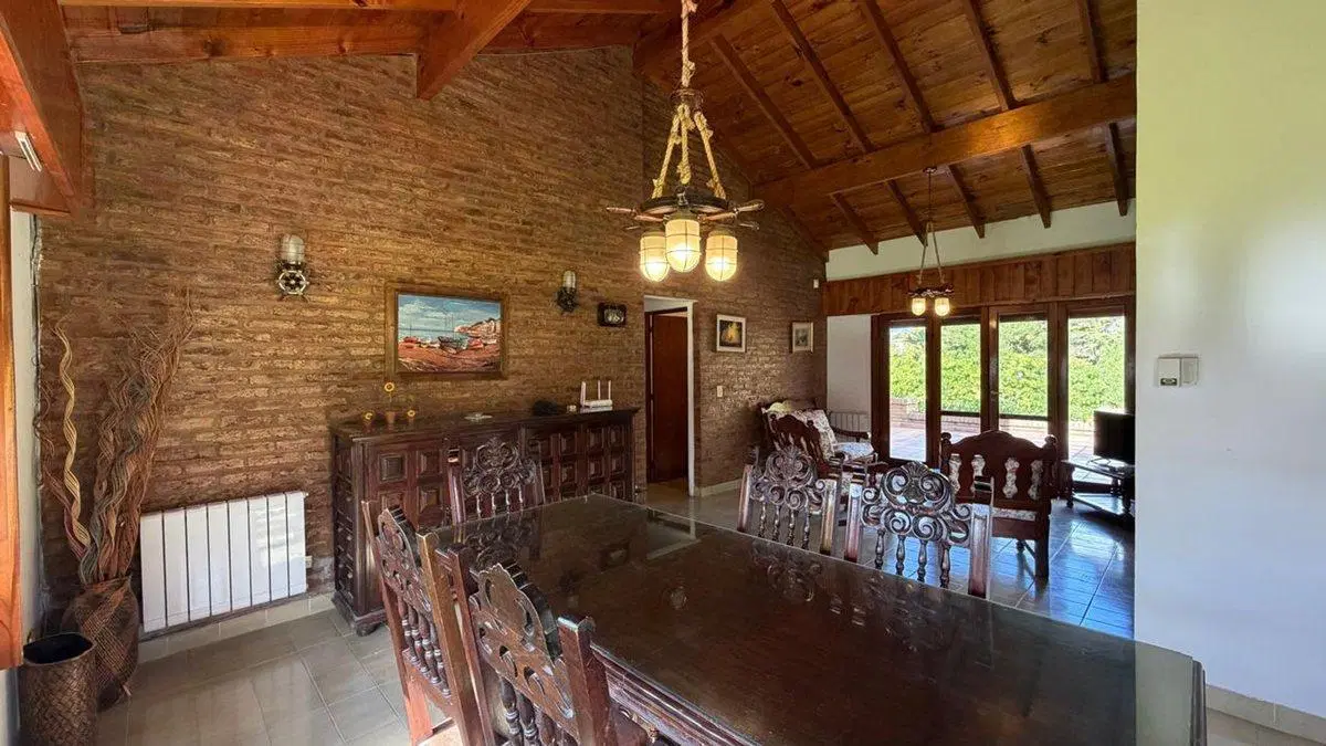 CHALET VENTA PINAMAR A METROS DE LA PLAYA 8