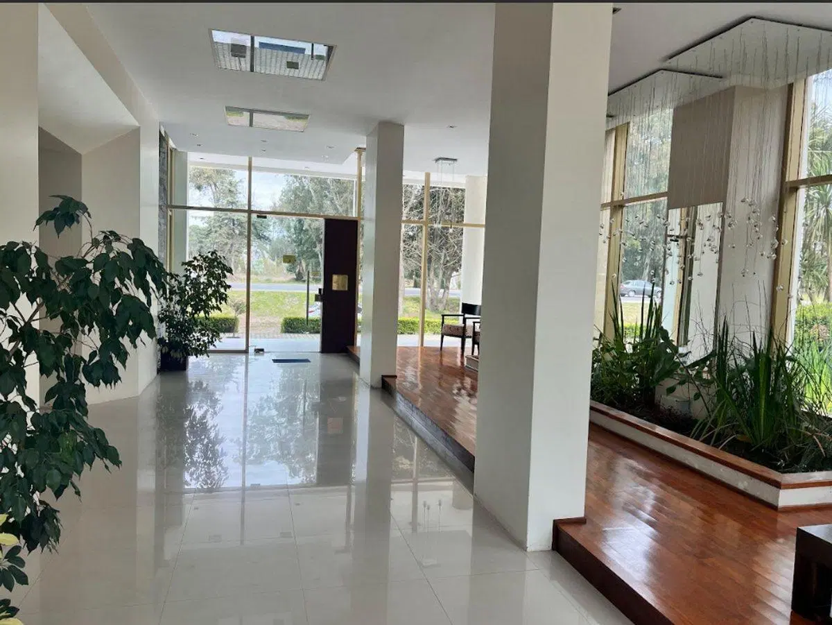 Departamento en venta en Pinamar 3