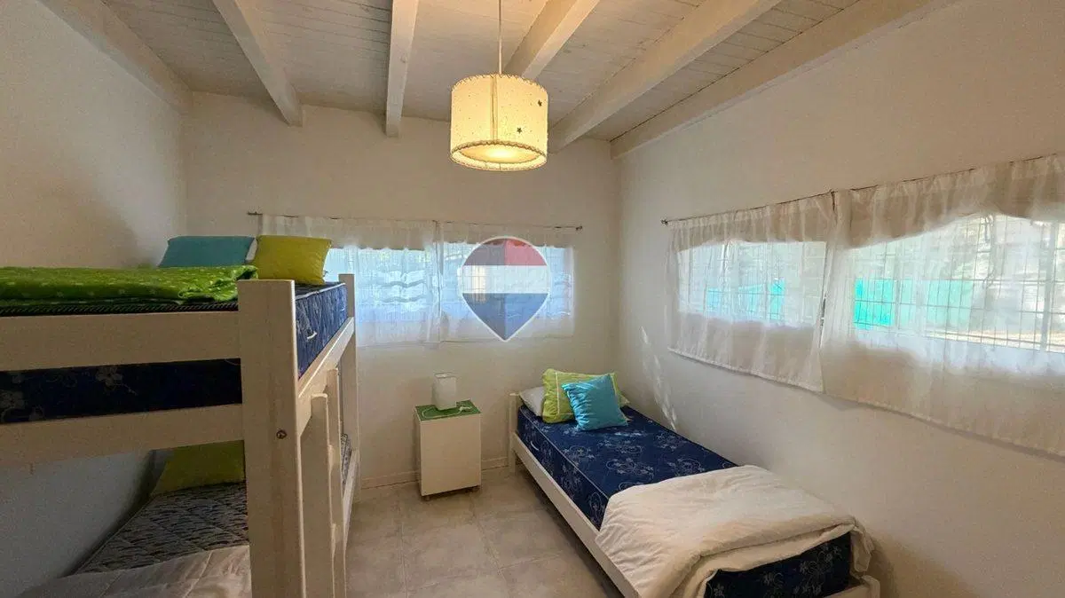 VENTA CASA TRES AMBIENTES EN MAR AZUL 2