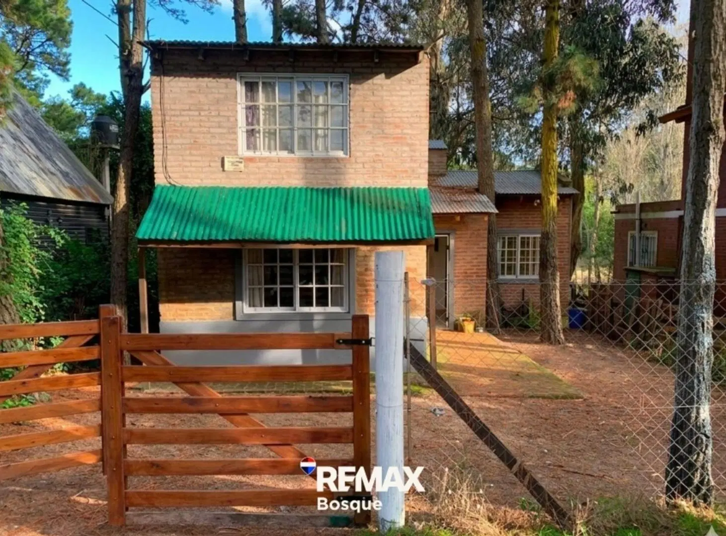 2 CASAS - VENTA - MAR AZUL - VILLA GESELL 3