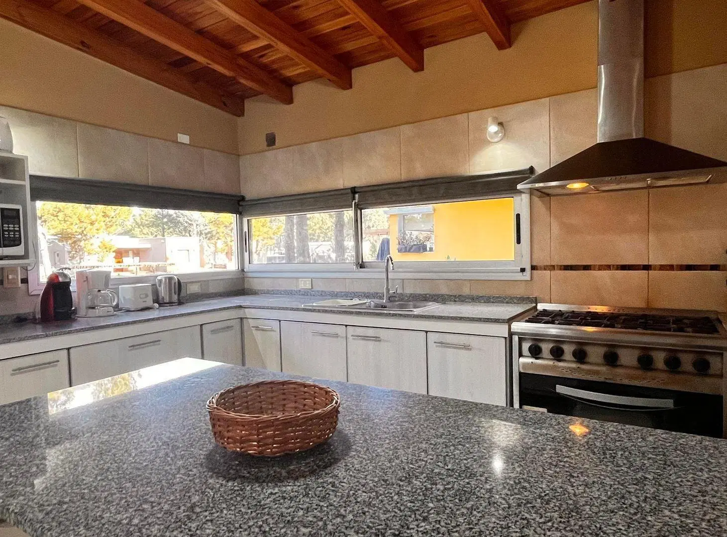 VENTA DE CASA EN COSTA ESMERALDA CON GAS NATURAL 5