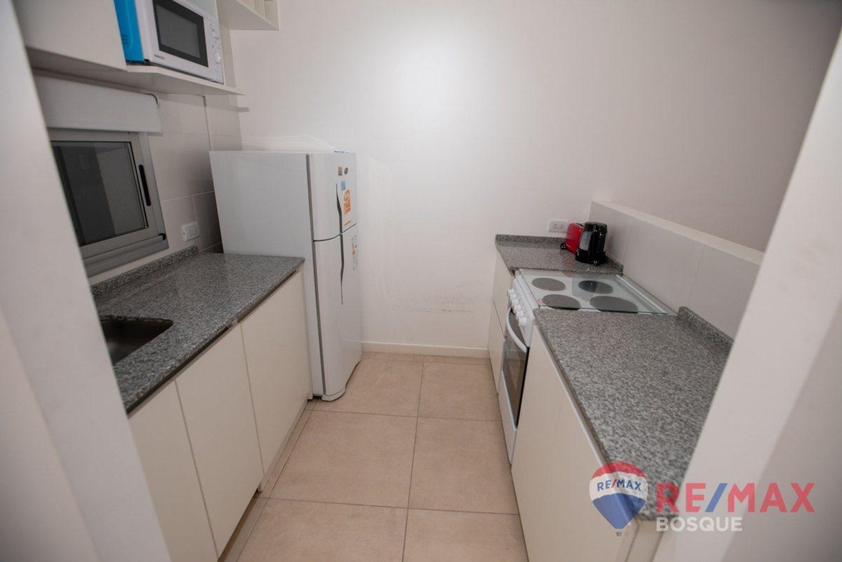 Foto de VENTA departamento 2 ambientes Nayades Pinamar., imagen 3