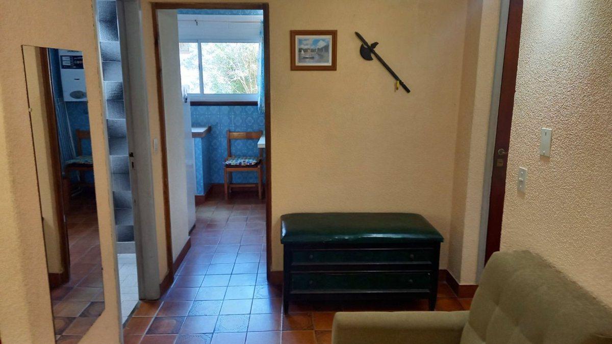 Foto de Departamento en Venta en Villa Gesell con balcón, imagen 4