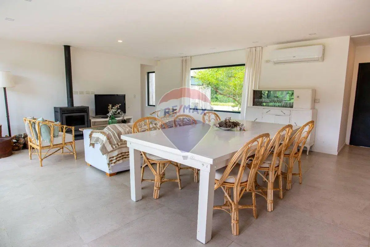 Venta casa Pinamar Isla de golf 5