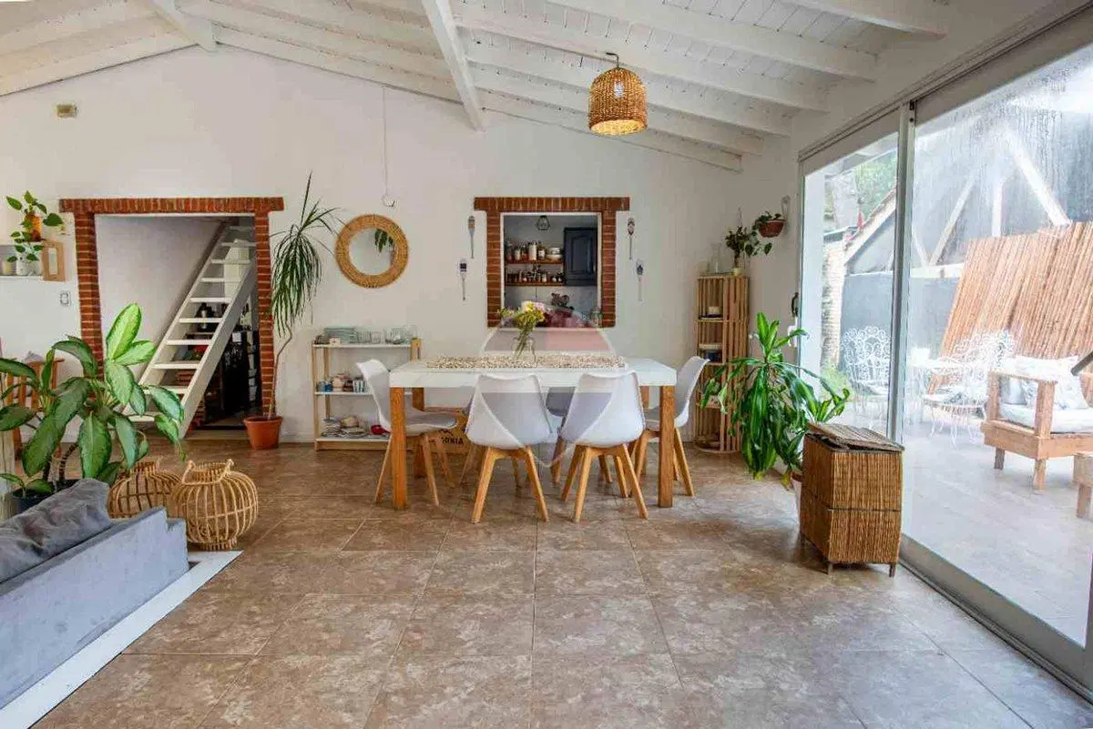 Casa en Venta en VALERIA DEL MAR 4 ambientes 3