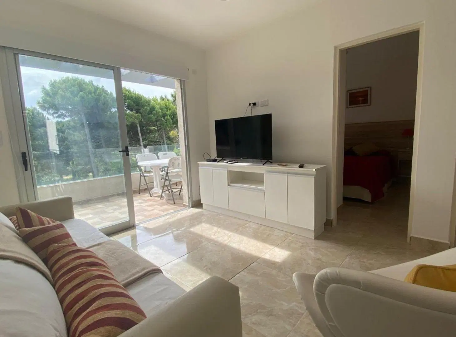 VENTA DE DEPARTAMENTO EN PINAMAR CON GAS NATURAL 8