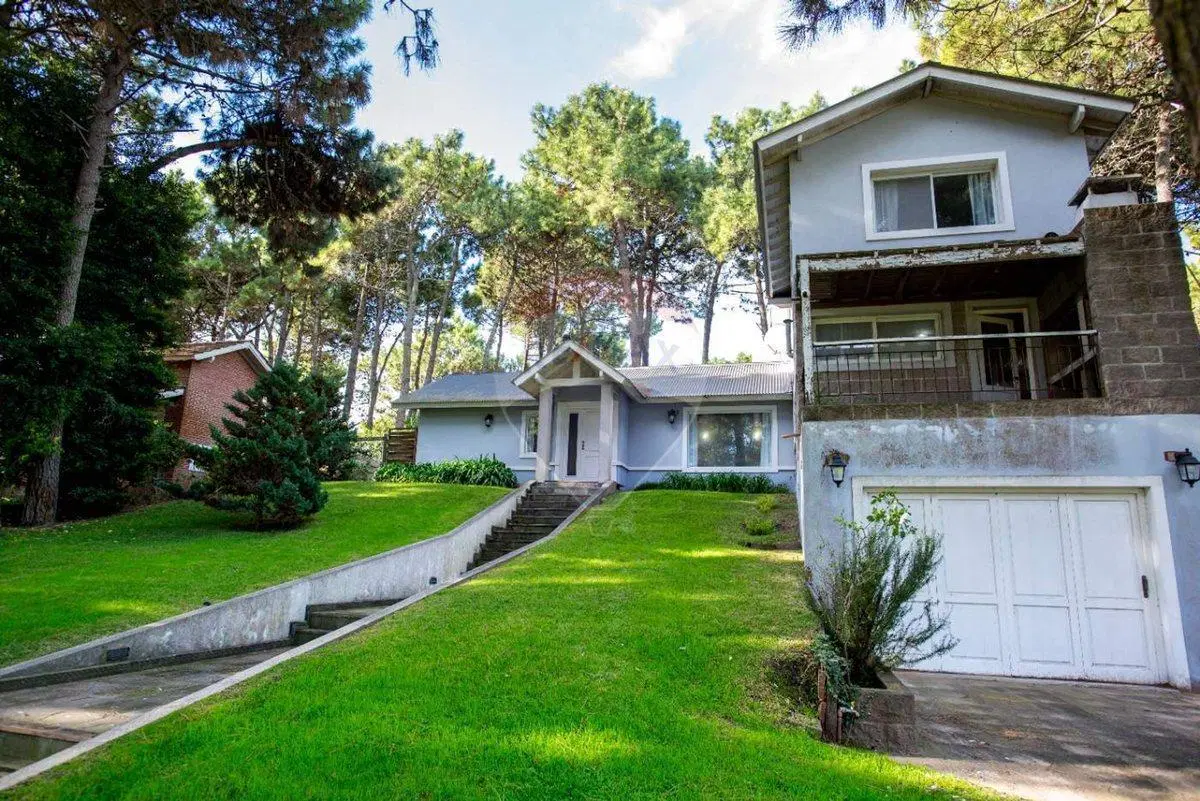 CASA VENTA CINCO AMBIENTES PINAMAR BARRIO TRIDENTE 2