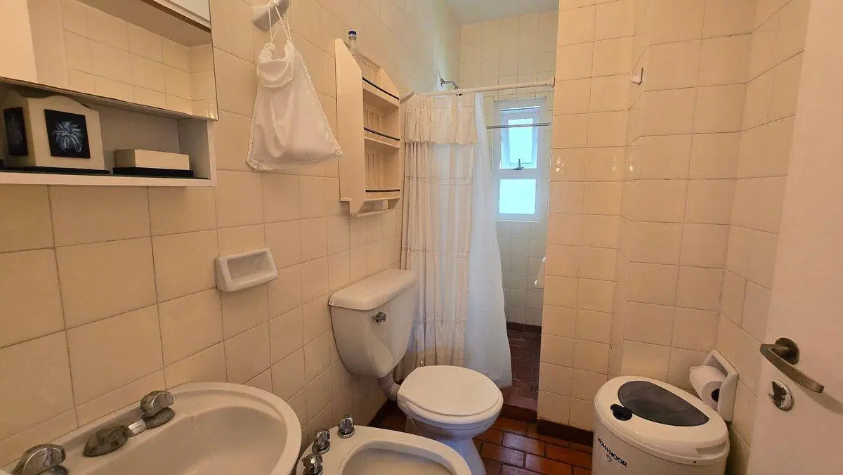DEPARTAMENTO DUPLEX CUATRO AMBIENTES VENTA PINAMAR 3