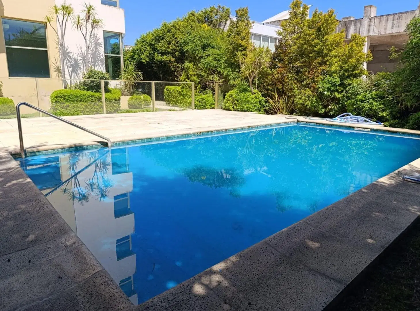 VENTA DEPARTAMENTO 2 AMBIENTES CON COCHERA PINAMAR 8