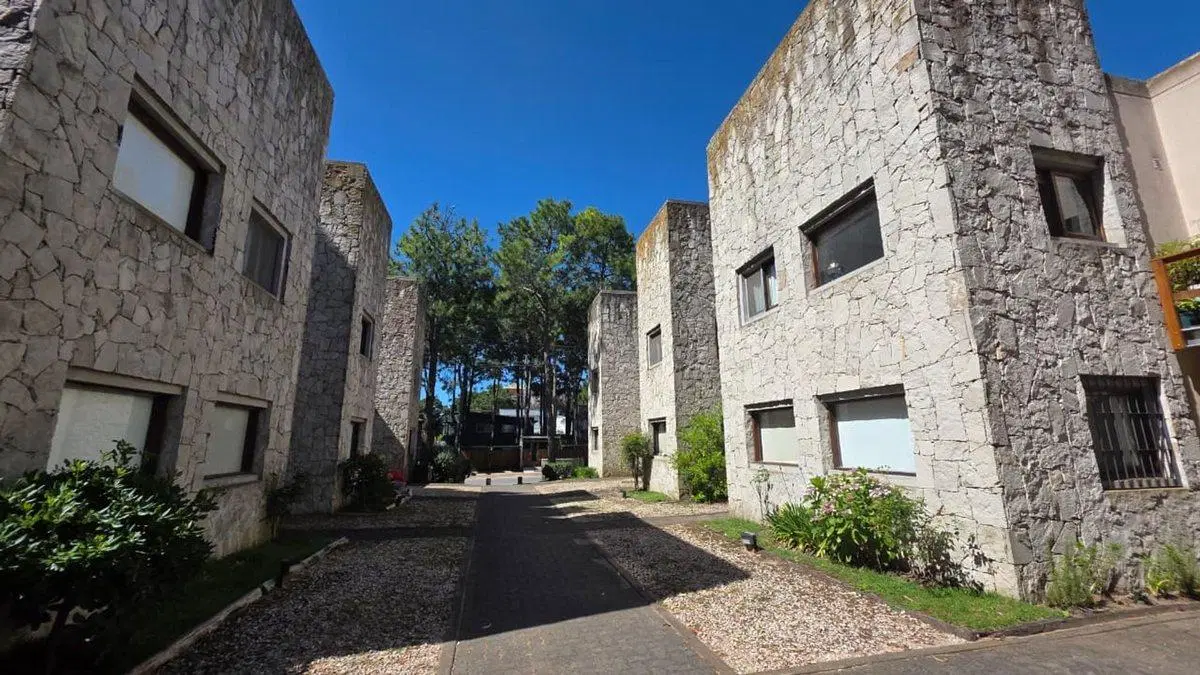 VENTA DE DEPARTAMENTO 2 AMBIENTES EN PINAMAR 5