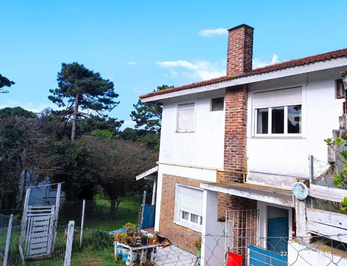 Venta casa 7 dormitorios Pinamar a mts del Mar 4