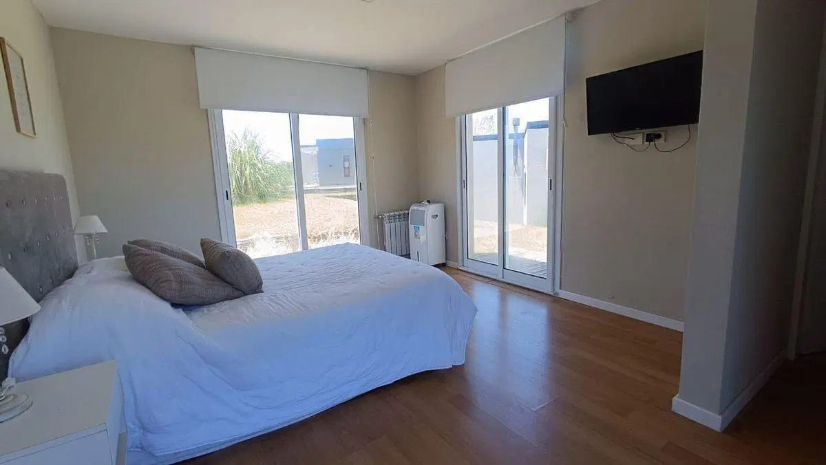 CASA VENTA COSTA ESMERALDA OPORTUNIDAD 5