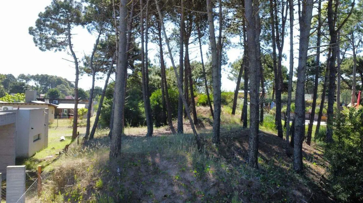 LOTE EN VENTA PINAMAR BARRIO NAYADES EN ALTURA 4