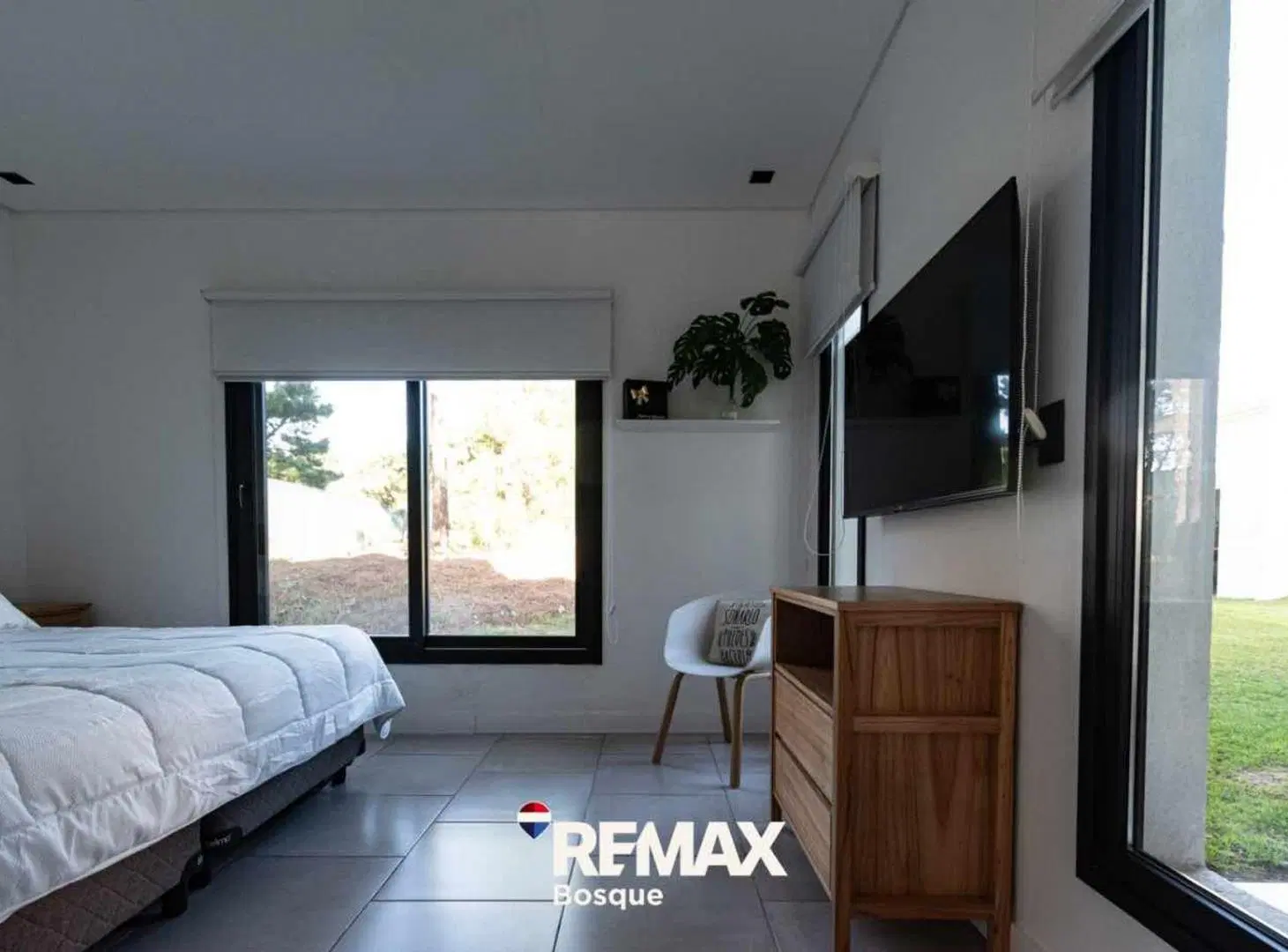 VENTA CASA EN PINAMAR BARRIO ALAMOS 3