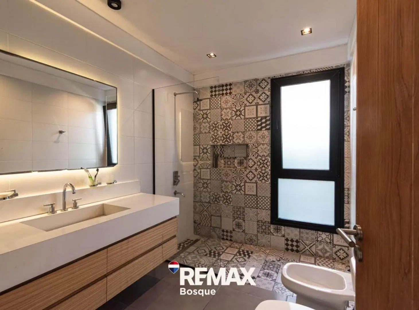 VENTA CASA EN PINAMAR BARRIO ALAMOS 1
