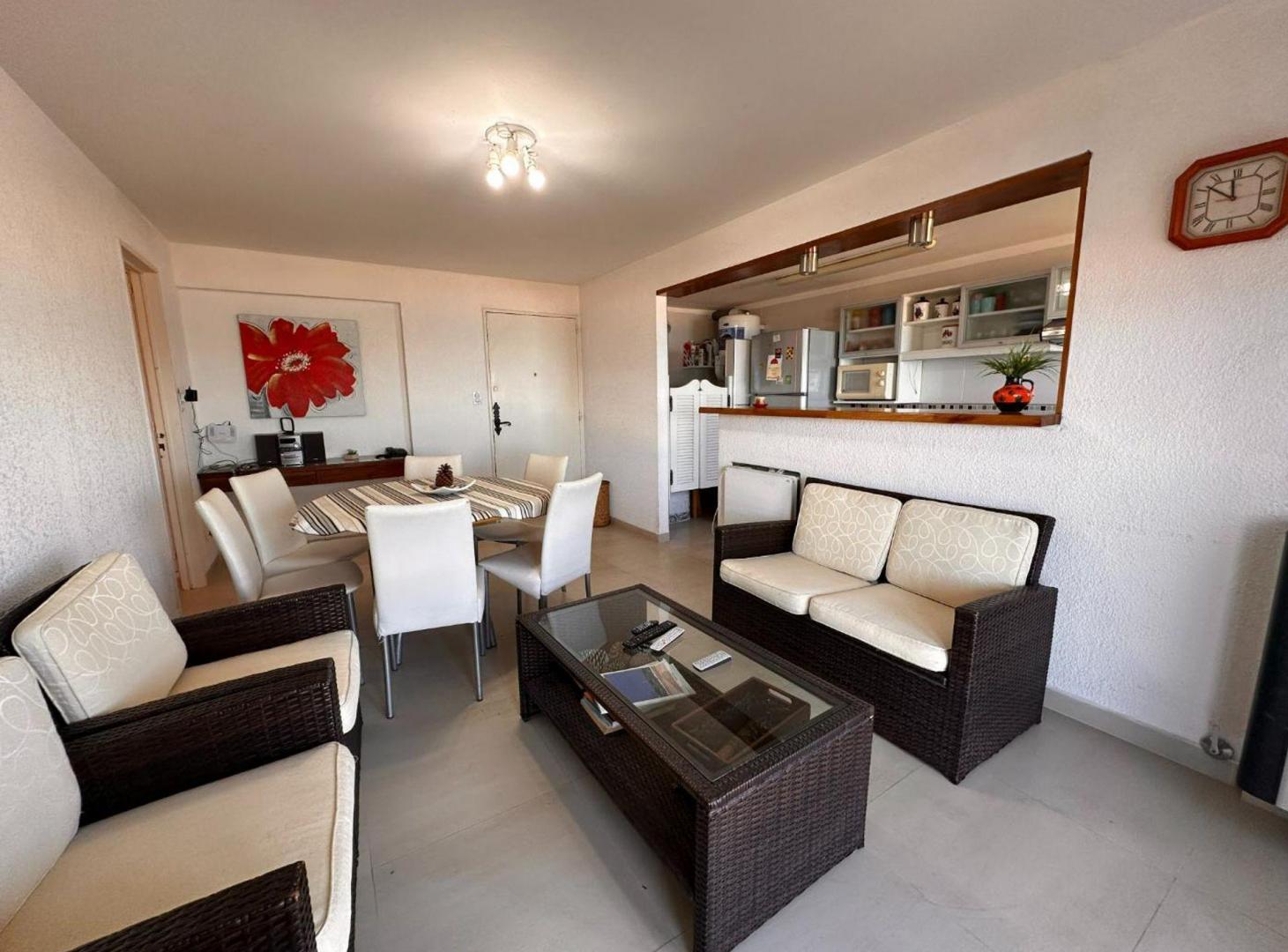 Foto de VENTA DEPARTAMENTO 3 AMBIENTES PINAMAR FRENTE MAR, imagen 4