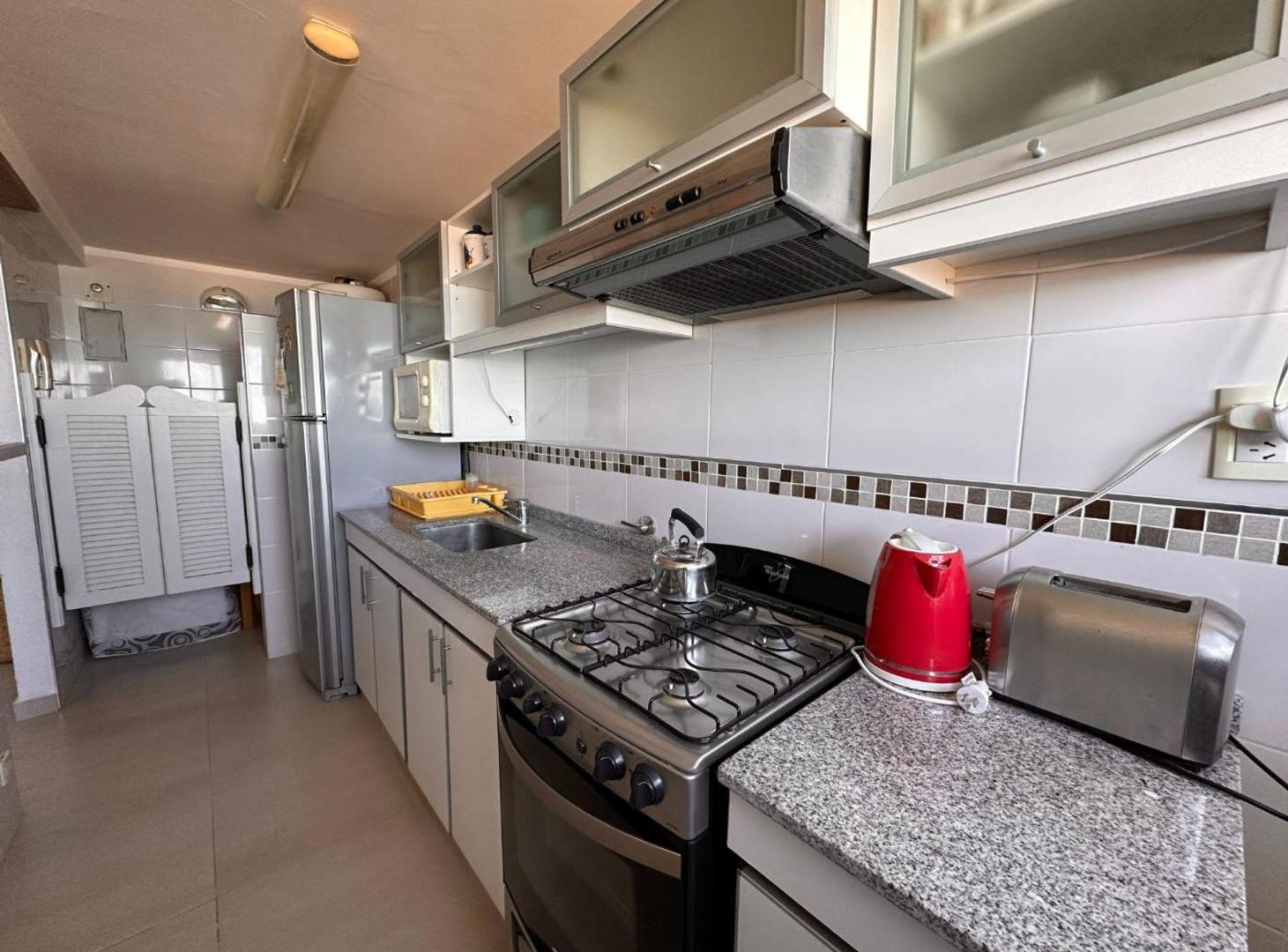 Foto de VENTA DEPARTAMENTO 3 AMBIENTES PINAMAR FRENTE MAR, imagen 5