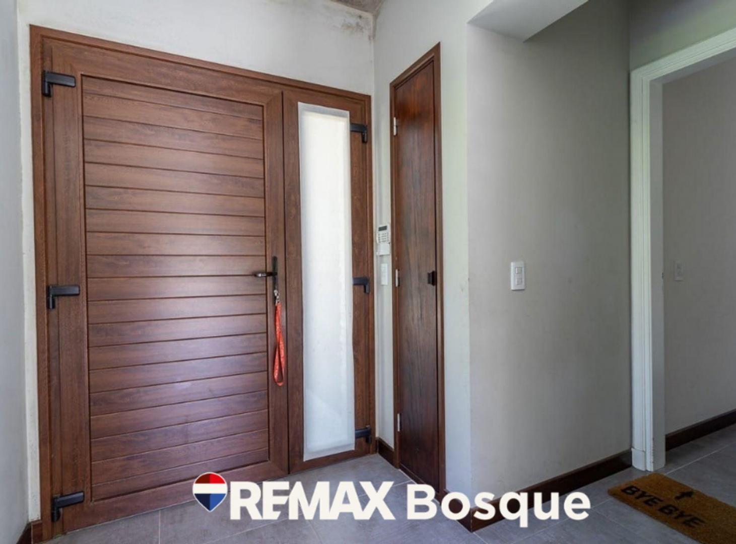 Foto de CASA VENTA PINAMAR, imagen 2