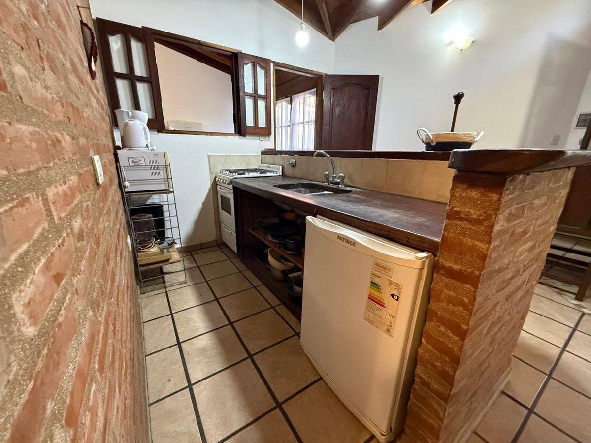Foto de VENTA CASA 3 AMBIENTES A 200 METROS DEL MAR, imagen 3