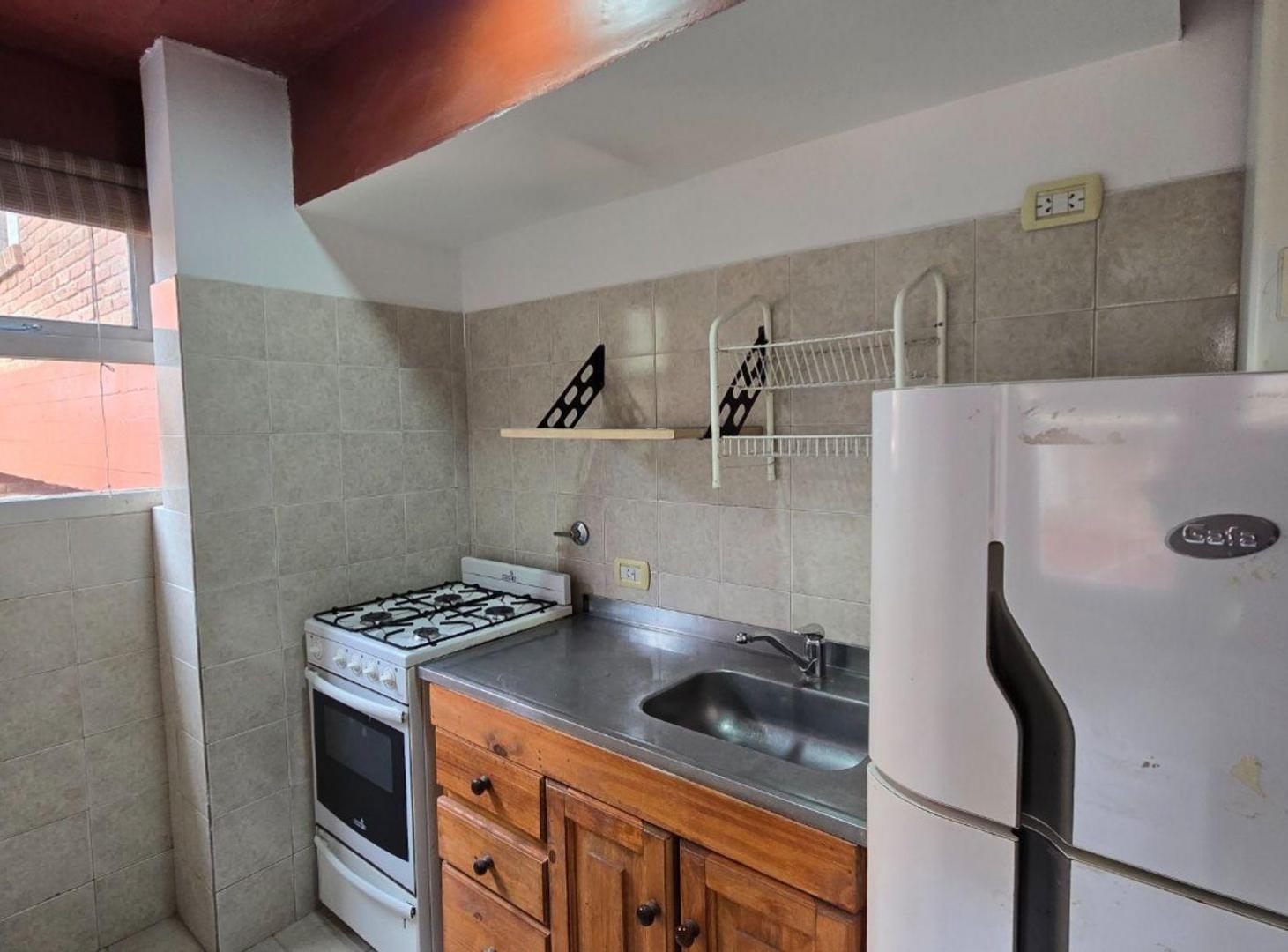 Foto de VENTA DEPARTAMENTO CON COCHERA VILLA GESELL, imagen 4