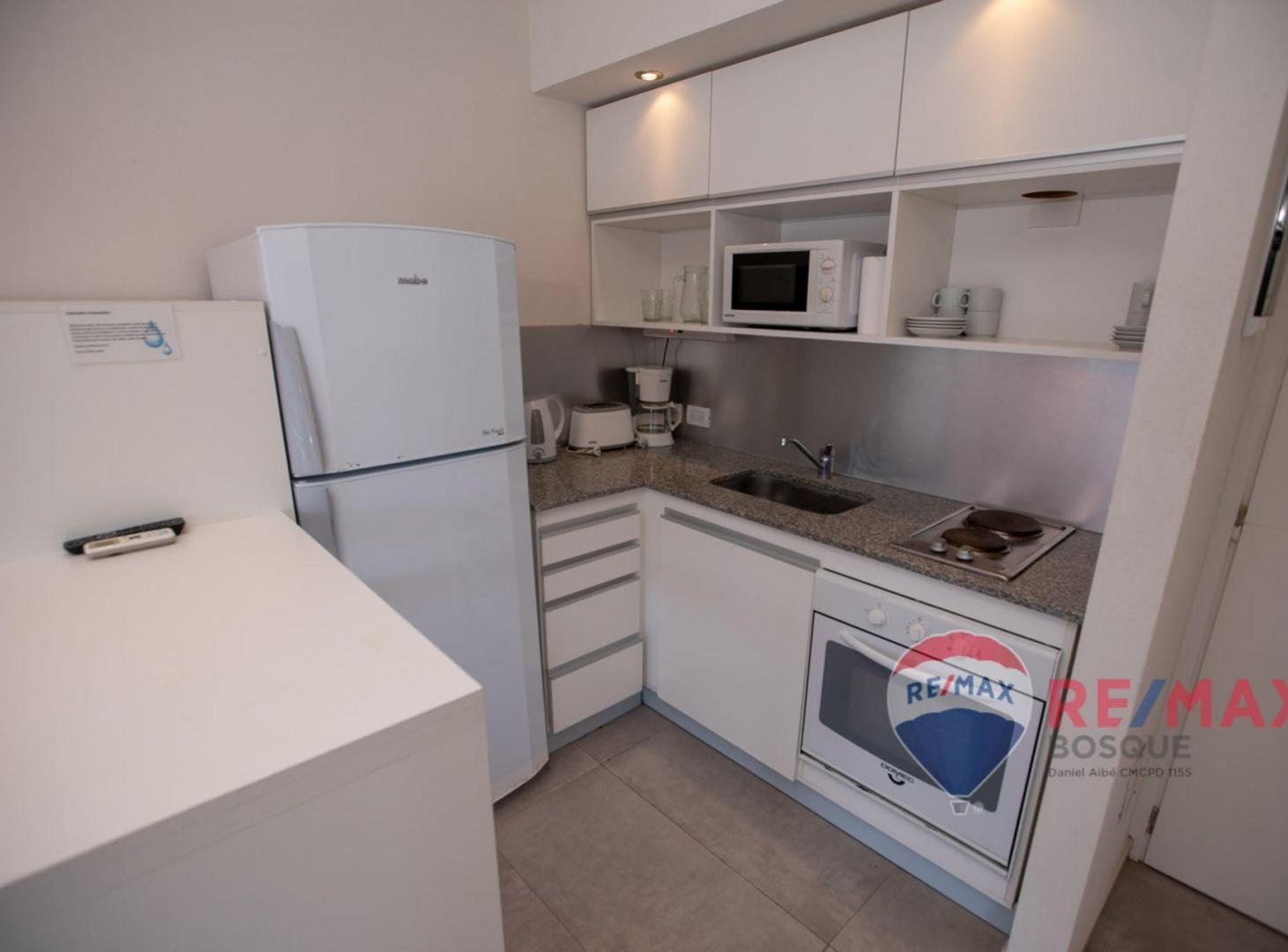 Foto de VENTA DEPARTAMENTO CARILO a 50 mts DEL MAR, imagen 2