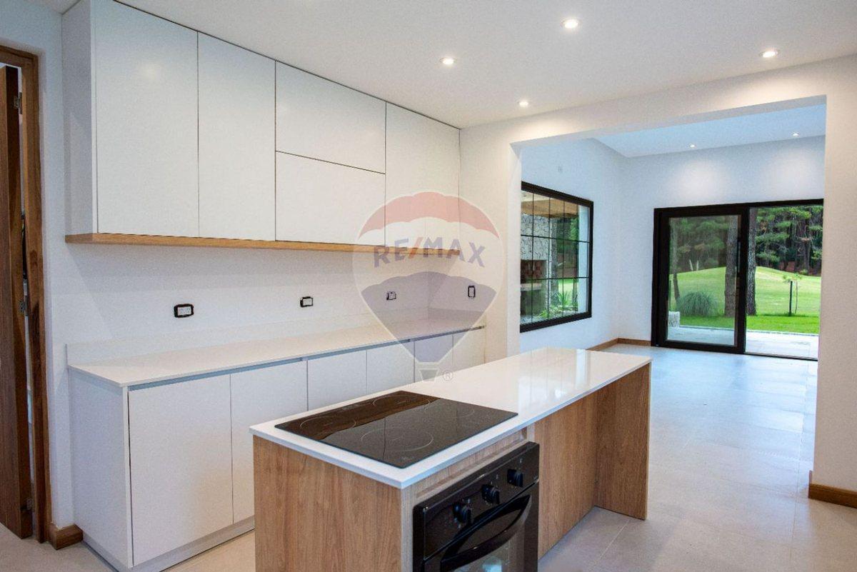 Foto de VENTA CASA 4 AMBIENTES ISLA DEL GOLF PINAMAR, imagen 3