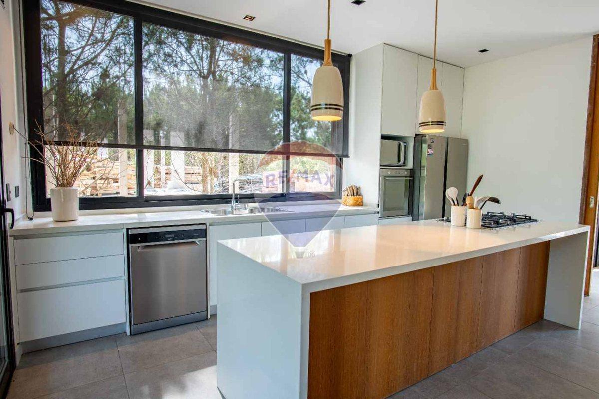 Foto de VENTA CASA COSTA ESMERALDA MAR, imagen 2