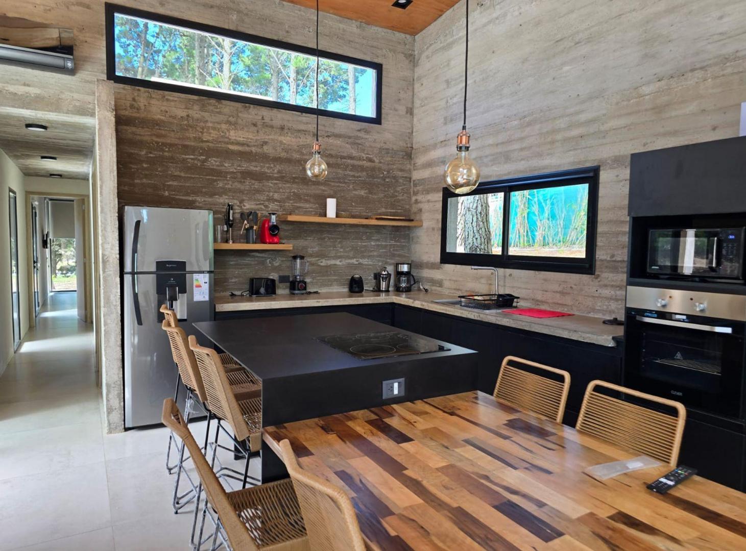 Foto de CASA VENTA MAR DE LAS PAMPAS, imagen 1