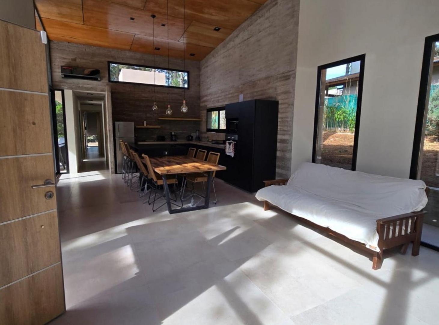Foto de CASA VENTA MAR DE LAS PAMPAS, imagen 3