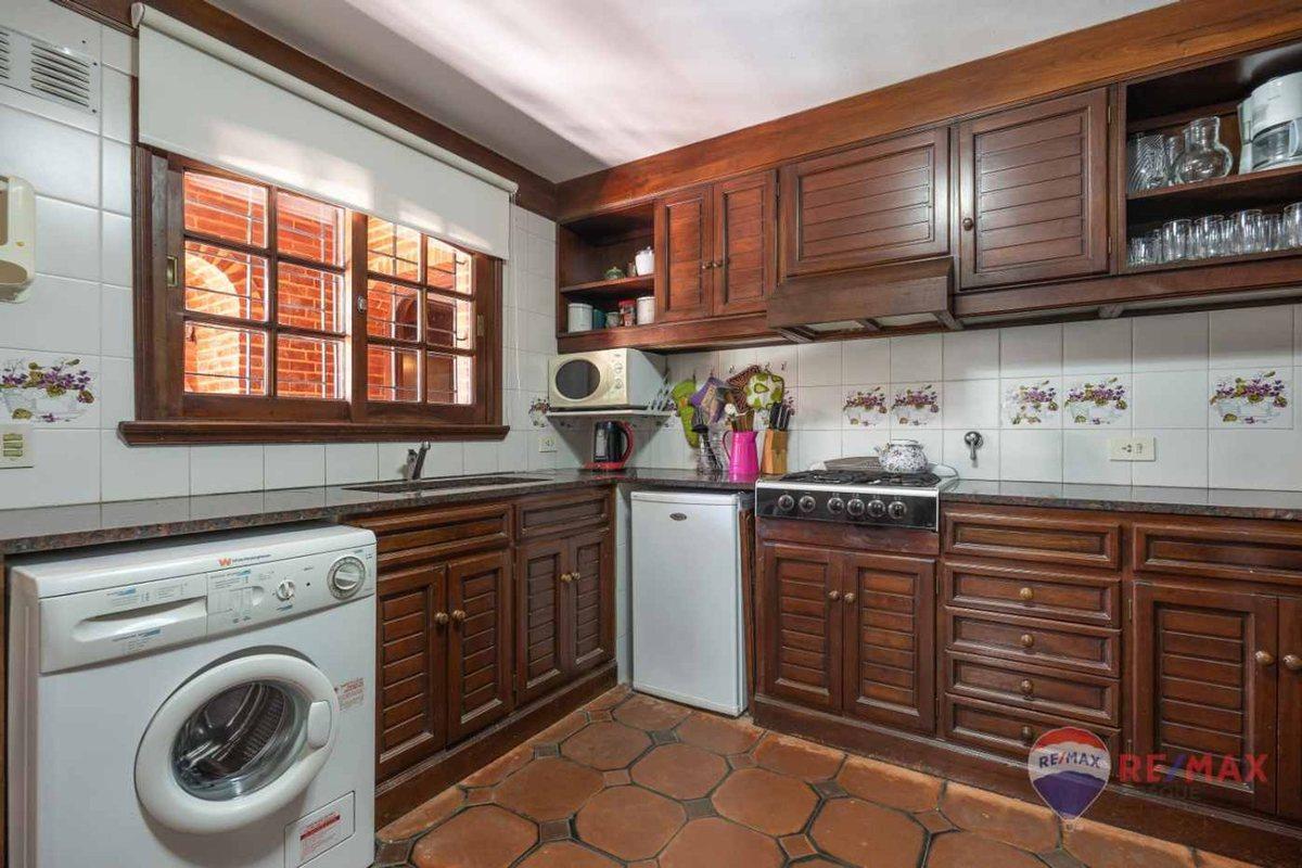Foto de Casa en Venta 5 ambientes y dependencia en Pinamar, imagen 3