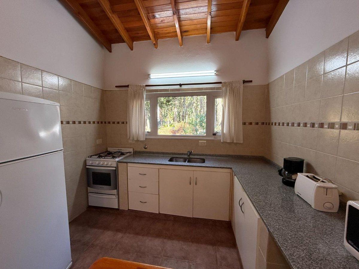 Foto de Casa venta Mar Azul 3 ambientes cerca del mar, imagen 1