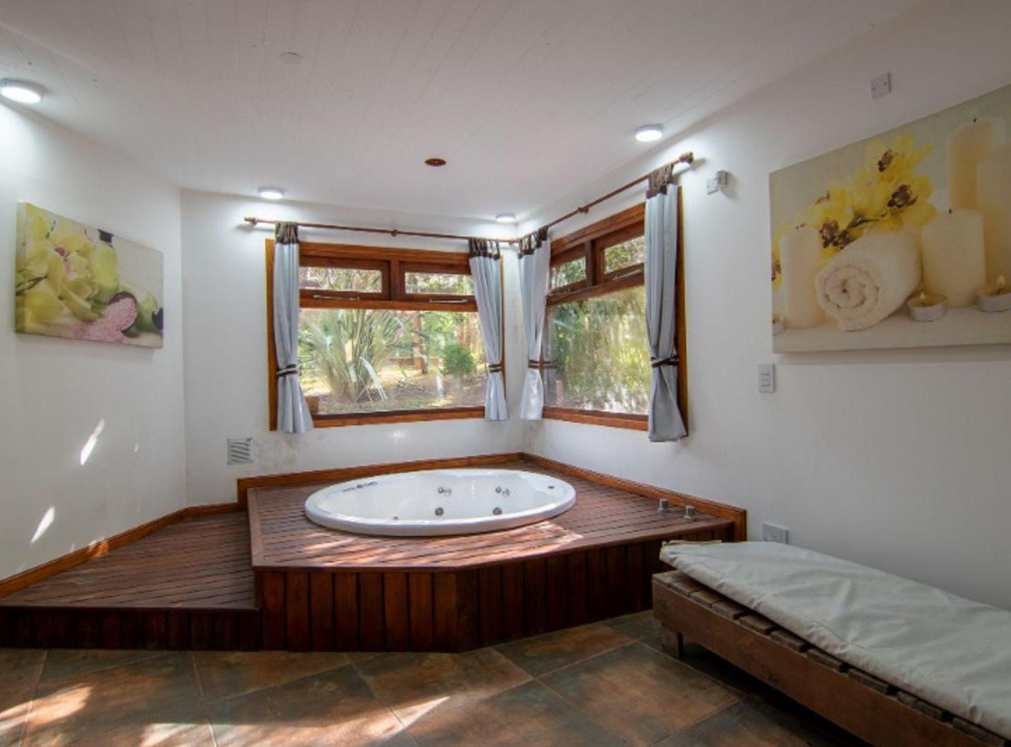 Foto de Venta Complejo cabañas Mar de las Pampas 100m mar, imagen 2