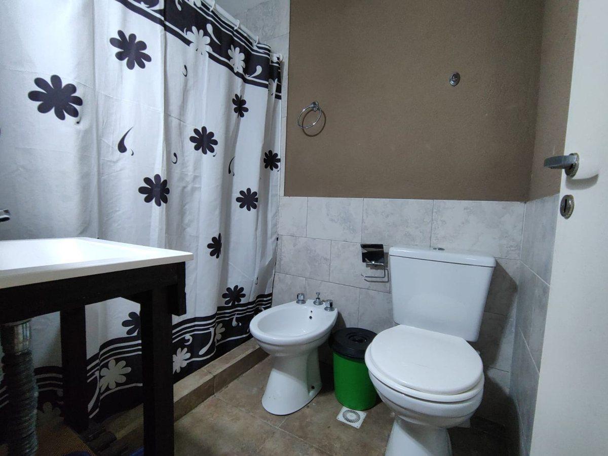 Foto de VENTA DEPARTAMENTO MONOAMBIENTE, COCHERA Y BALCON, imagen 3