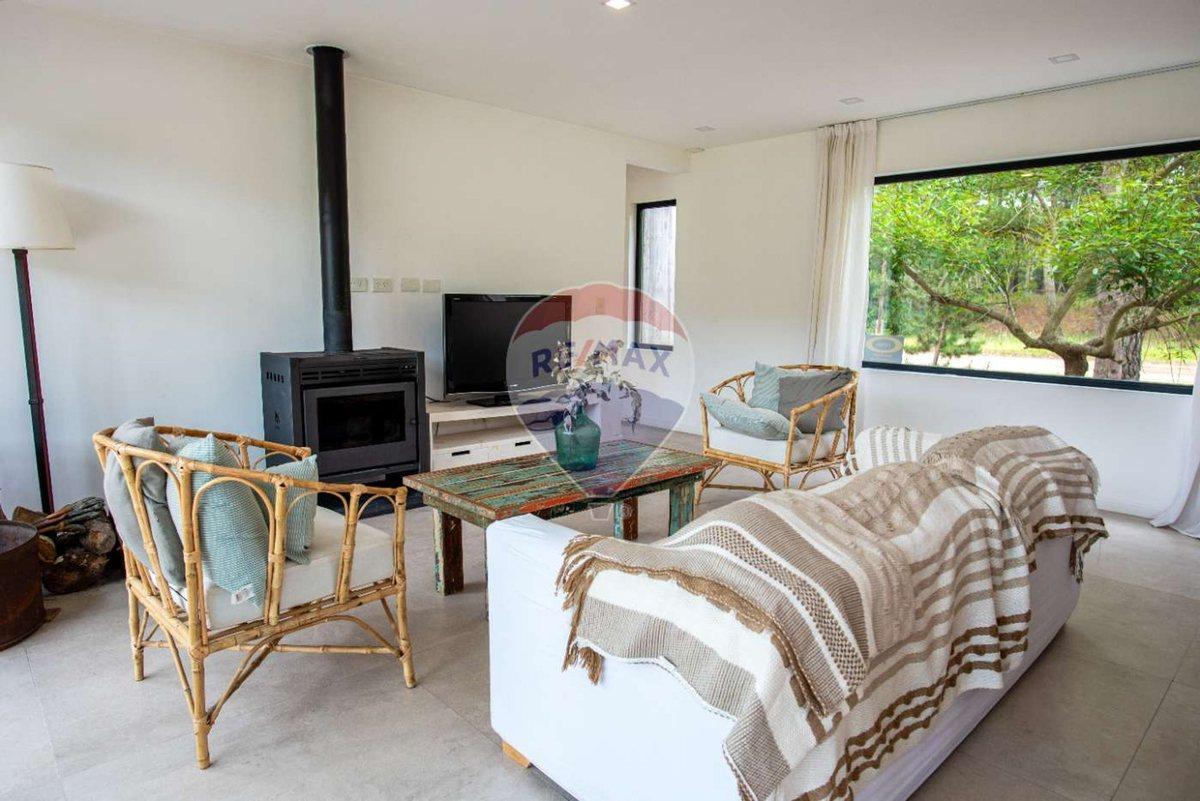 Foto de Venta casa Pinamar Isla de golf, imagen 2