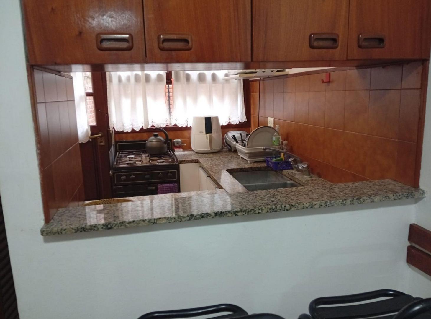 Foto de Alquilet Triplex 6 pax Pinamar a 20 mts del MAR, imagen 1