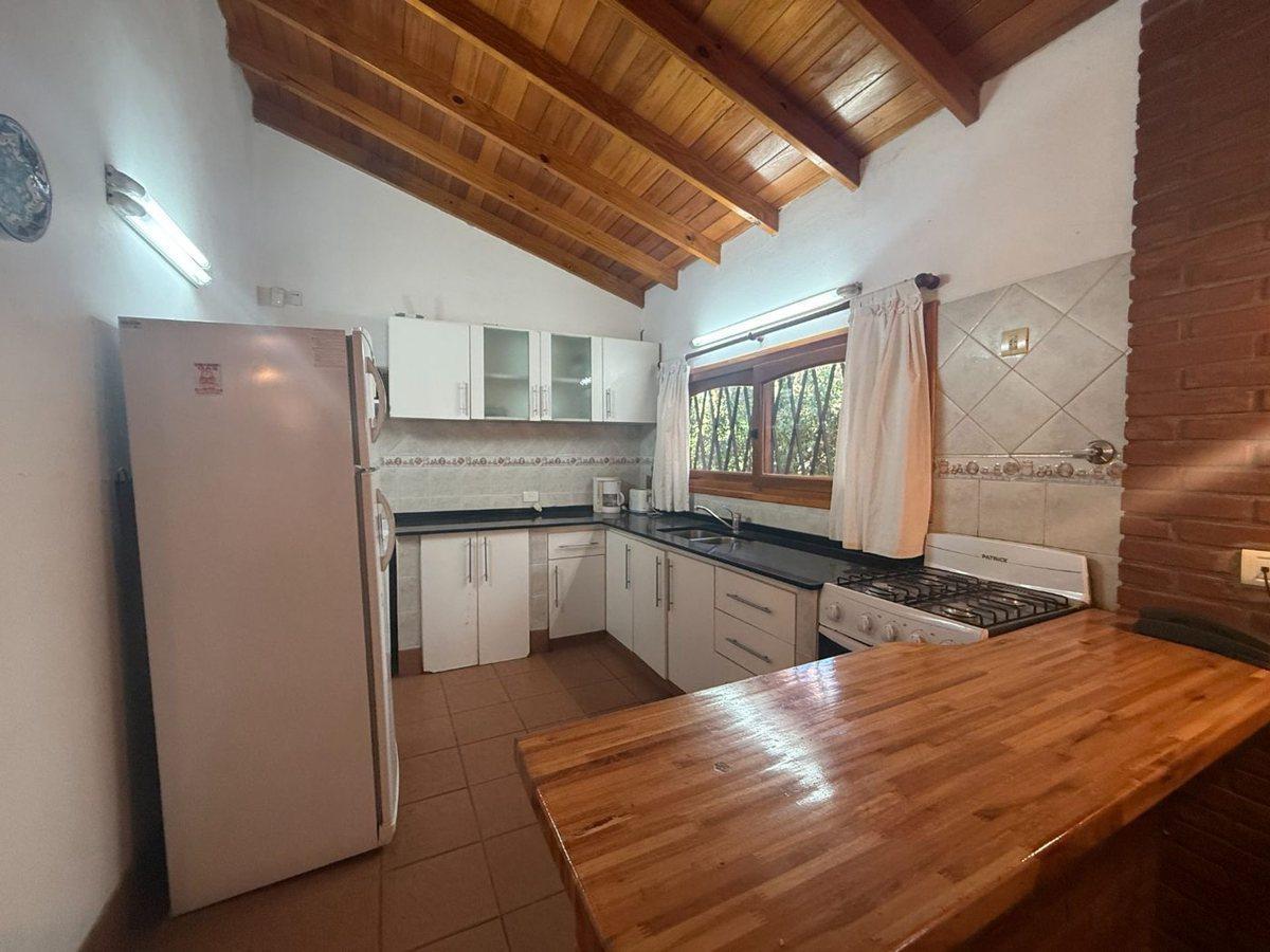 Foto de Venta casa Mar Azul 4 ambientes cerca del mar, imagen 3