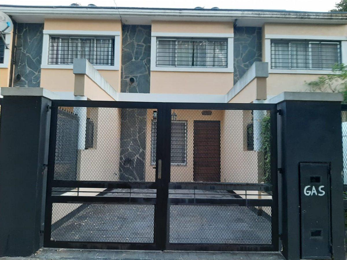 Foto de VENTA DE TRIPLEX SAN BERNARDO A 6 CUADRAS DEL MAR, imagen 2