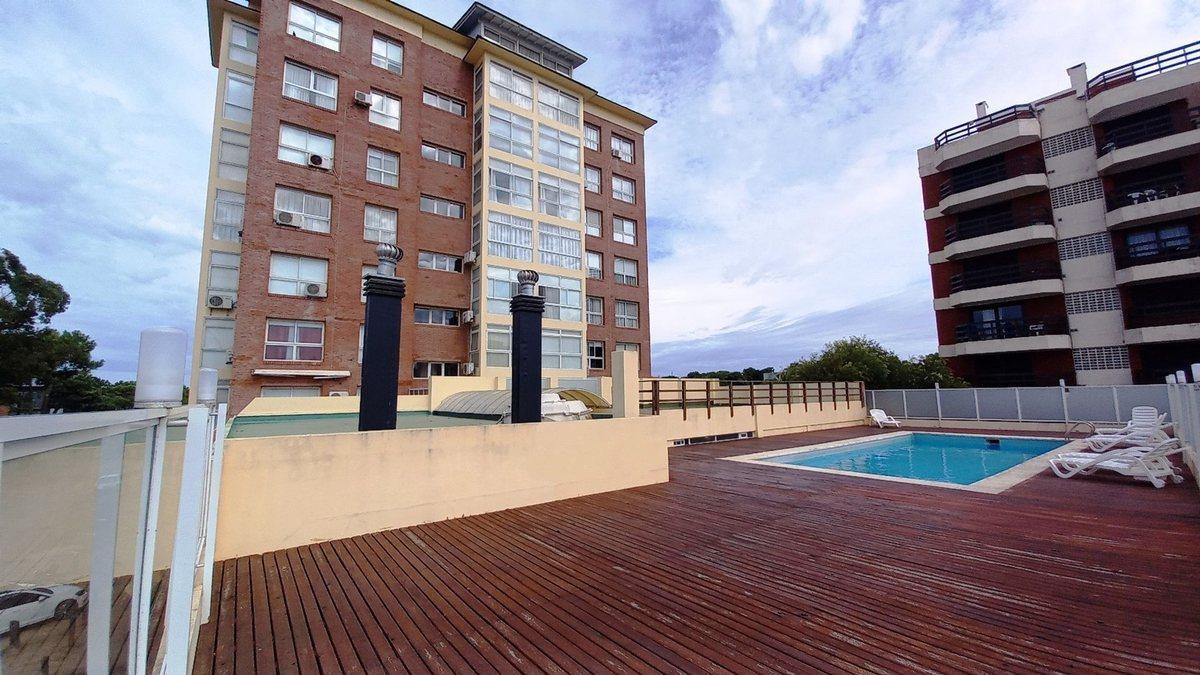 Foto de Departamento en Venta en PINAMAR 3 amb PB cochera, imagen 4