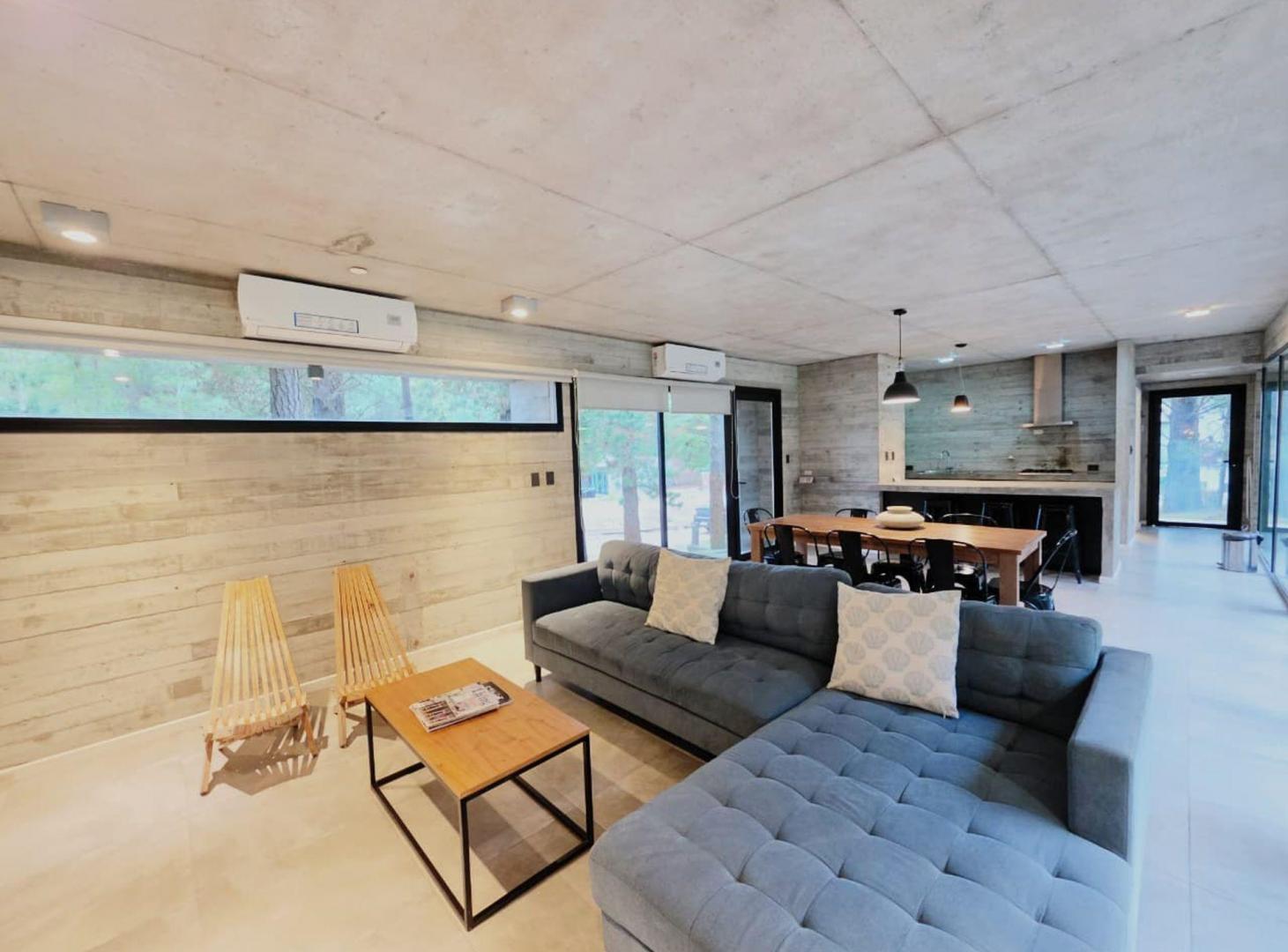 Foto de Venta casa Costa Esmeralda, imagen 1