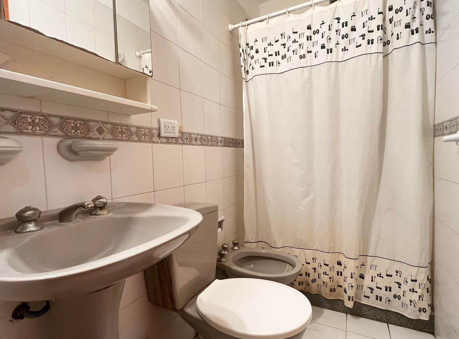 Foto de VENTA DE DEPARTAMENTO EN PINAMAR CON COCHERA., imagen 4