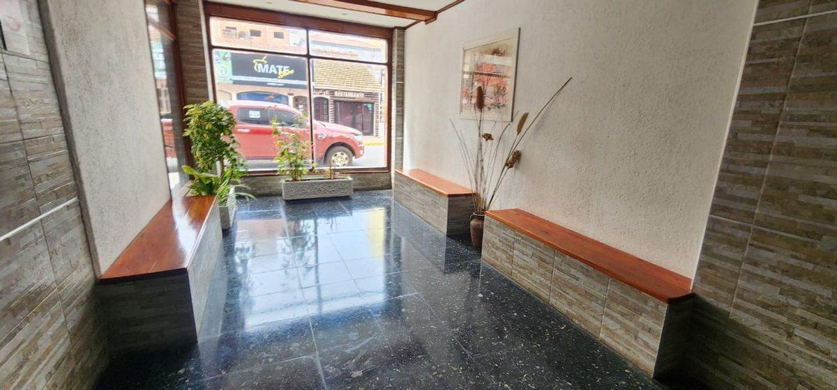 Foto de VENTA DEPARTAMENTO 2 AMBIENTES COCHERA SAN BERNARD, imagen 2