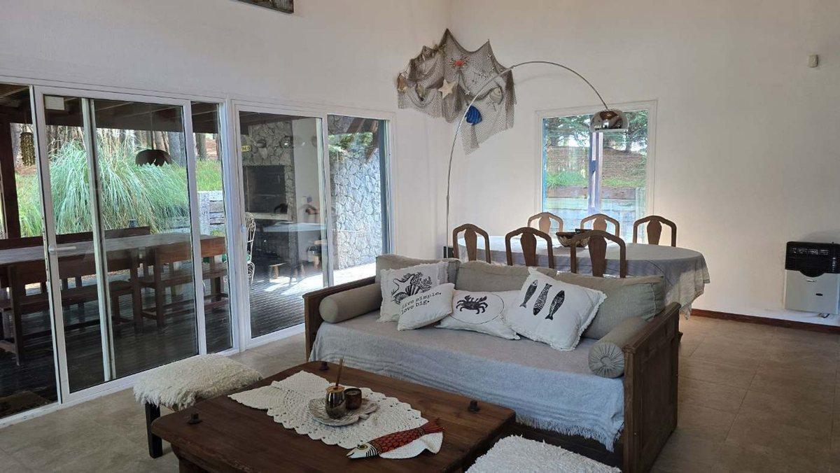 Foto de CASA EN VENTA COSTA ESMERALDA RESIDENCIAL II, imagen 5