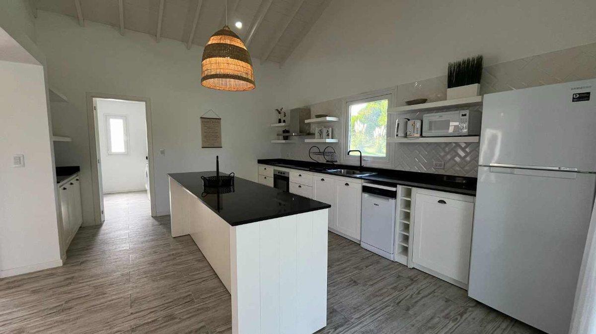 Foto de VENTA CASA 4 AMBIENTES BARRIO GOLF COSTA ESMERALDA, imagen 4