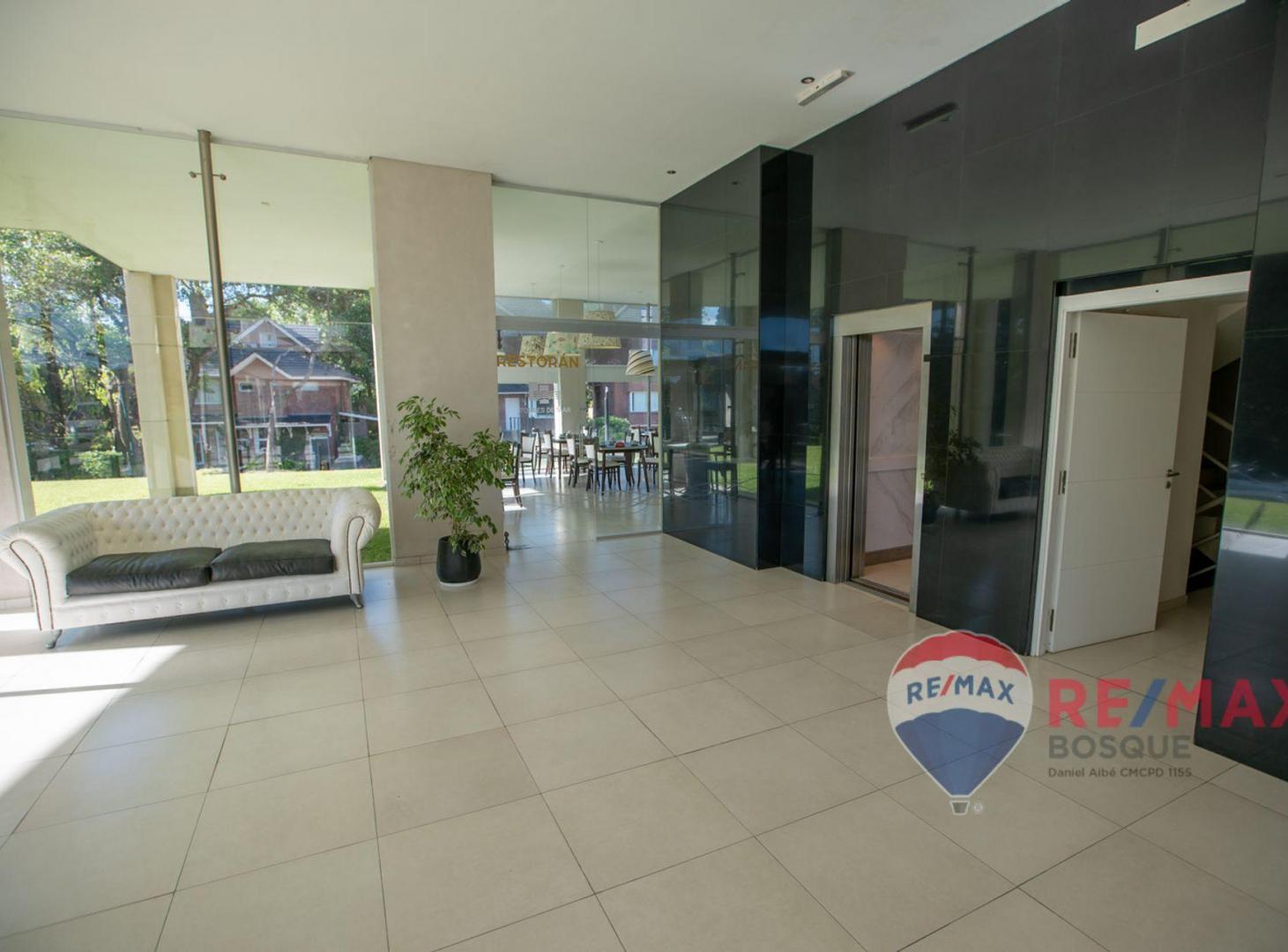 Foto de VENTA DEPARTAMENTO CARILO a 50 mts DEL MAR, imagen 2