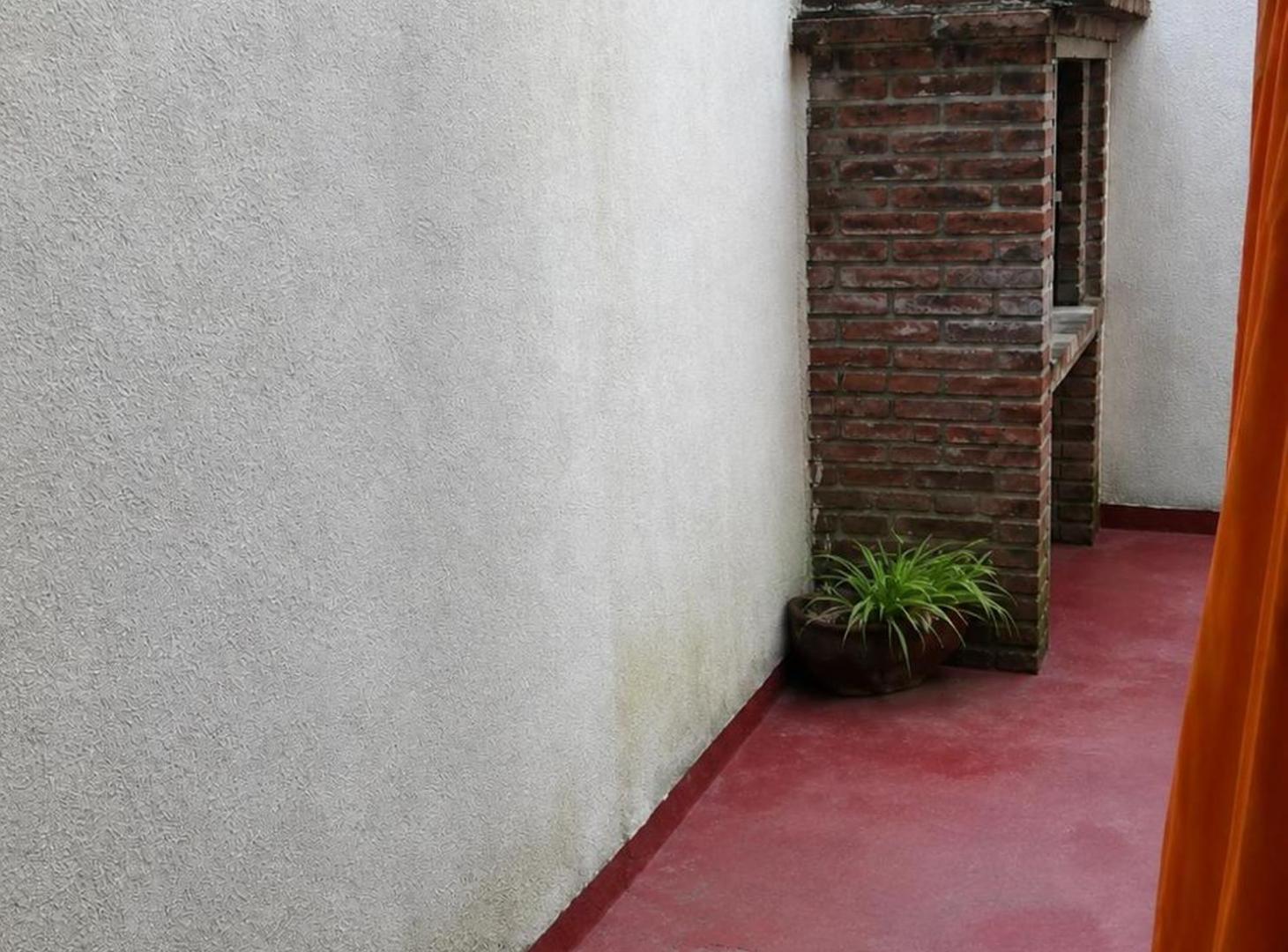 Foto de VENTA DUPLEX 2 AMBIENTES c/ PATIO SANTA TERESITA, imagen 5