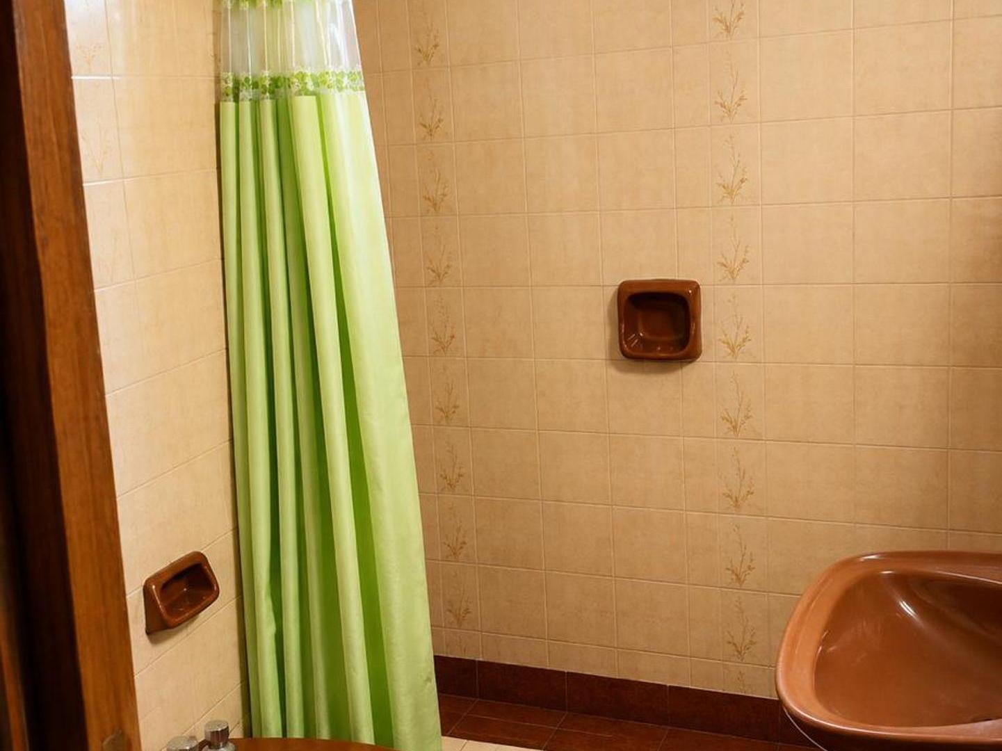 Foto de VENTA DUPLEX 2 AMBIENTES c/ PATIO SANTA TERESITA, imagen 2